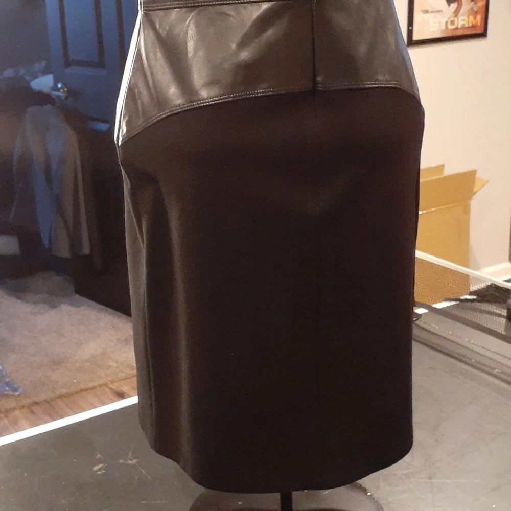 Calvin Klein  Black Faux Leather Trim Dress  10 - Picture 8 of 14